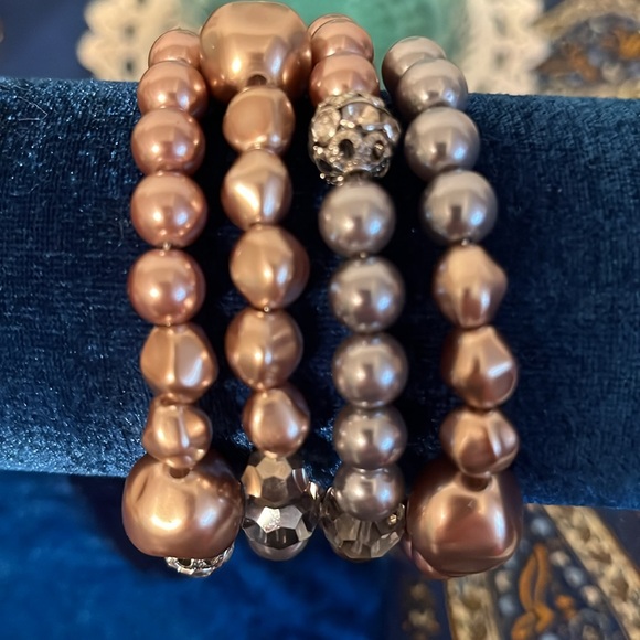 Faux pearl wrap bracelet cappachino and gray, beautiful - Picture 2 of 6